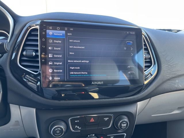 Used 2018 Jeep Compass Limited w/ Navigation Group image 40