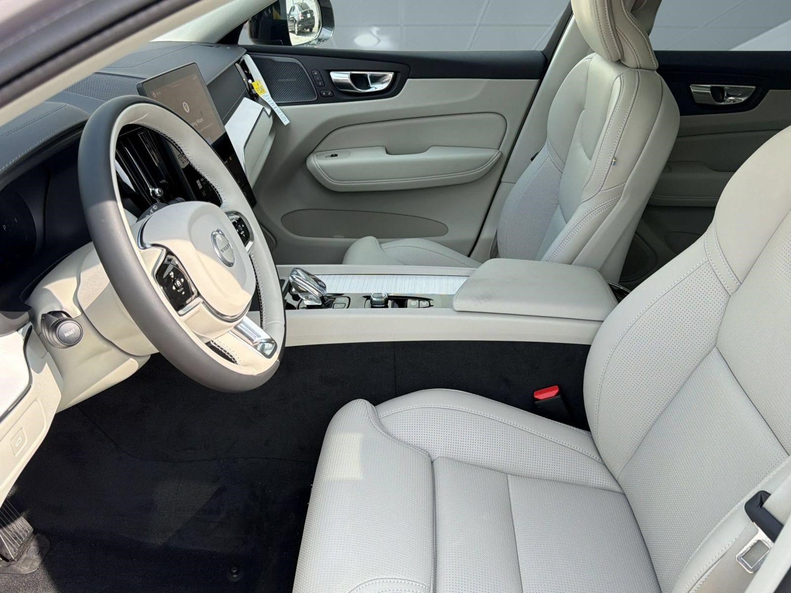 New 2026 Volvo XC60 B5 Ultra w/ Protection Package Premier AWD/4WD image 5