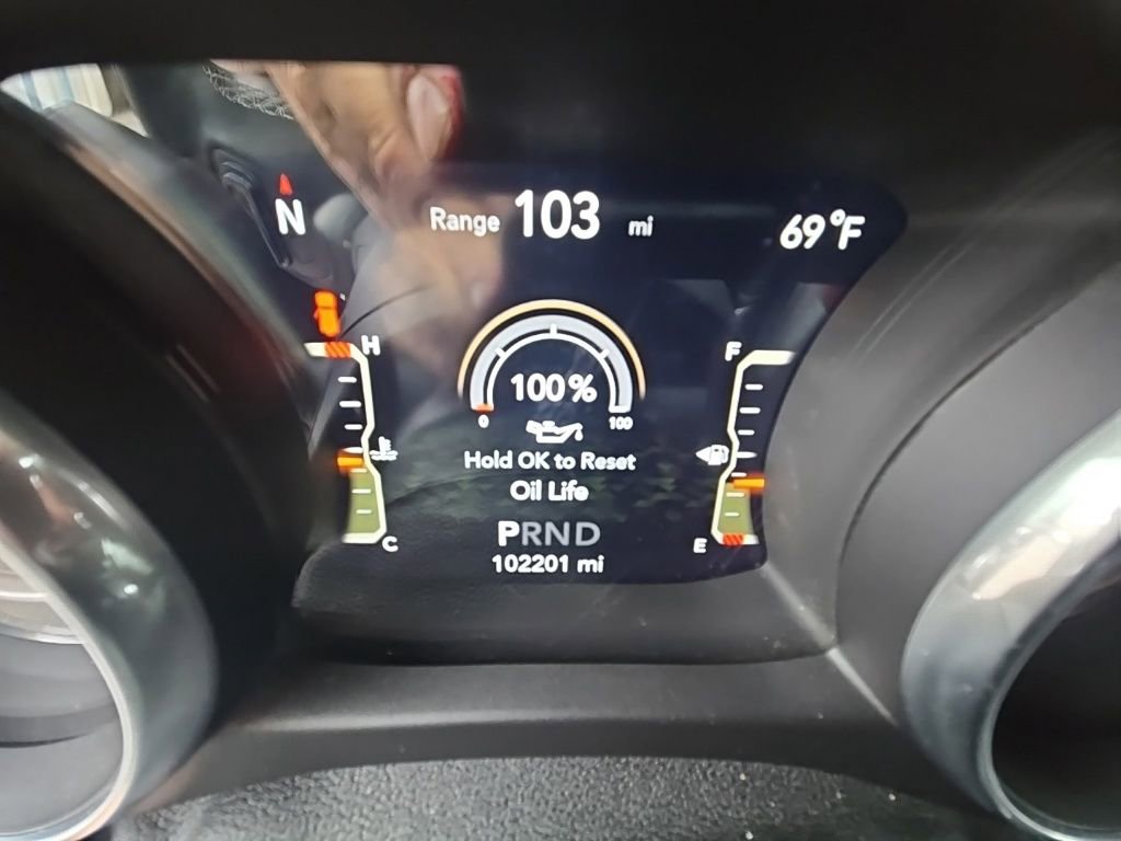 Used 2018 Jeep Wrangler Unlimited Sahara w/ Cold Weather Group image 14