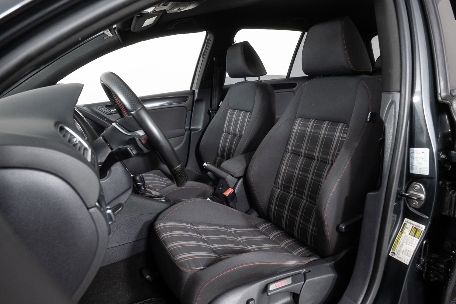 Used 2013 Volkswagen Golf 4-Door image 15