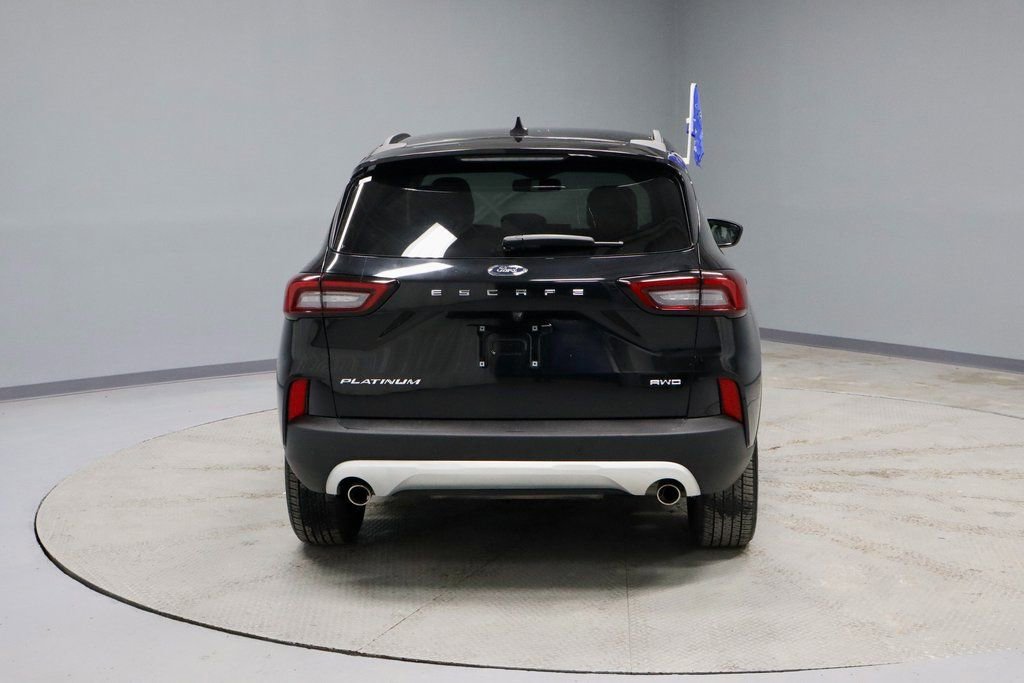 Used 2025 Ford Escape Platinum image 11