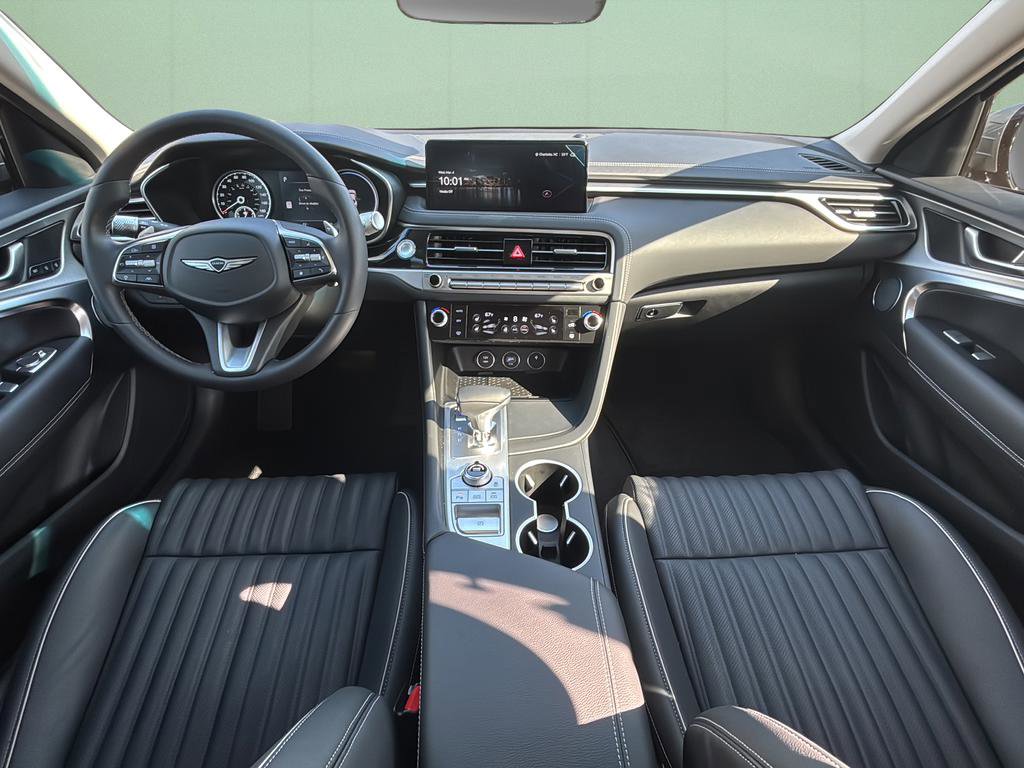 Used 2026 Genesis G70 2.5T Prestige image 25