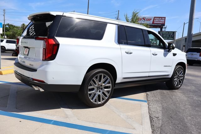 New 2026 GMC Yukon XL Denali Ultimate AWD/4WD image 8