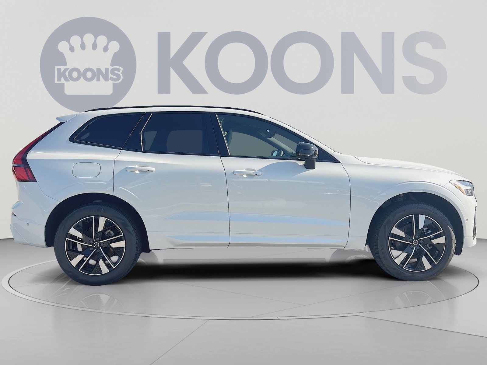 New 2026 Volvo XC60 B5 Plus w/ Protection Package Premier AWD/4WD image 8