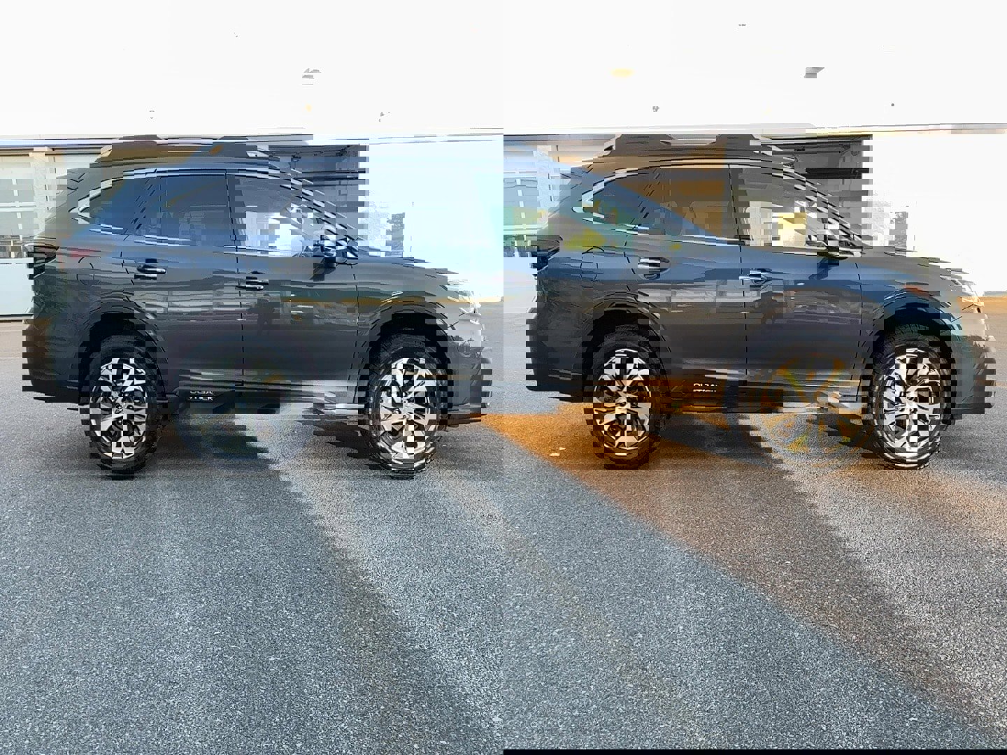 Used 2020 Subaru Outback Touring XT image 10