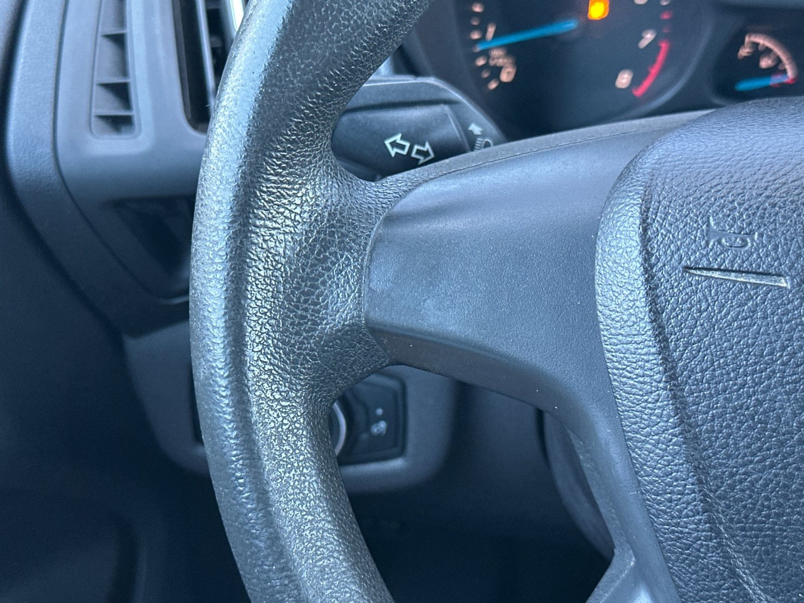 Used 2015 Ford Transit Connect XL FWD image 25