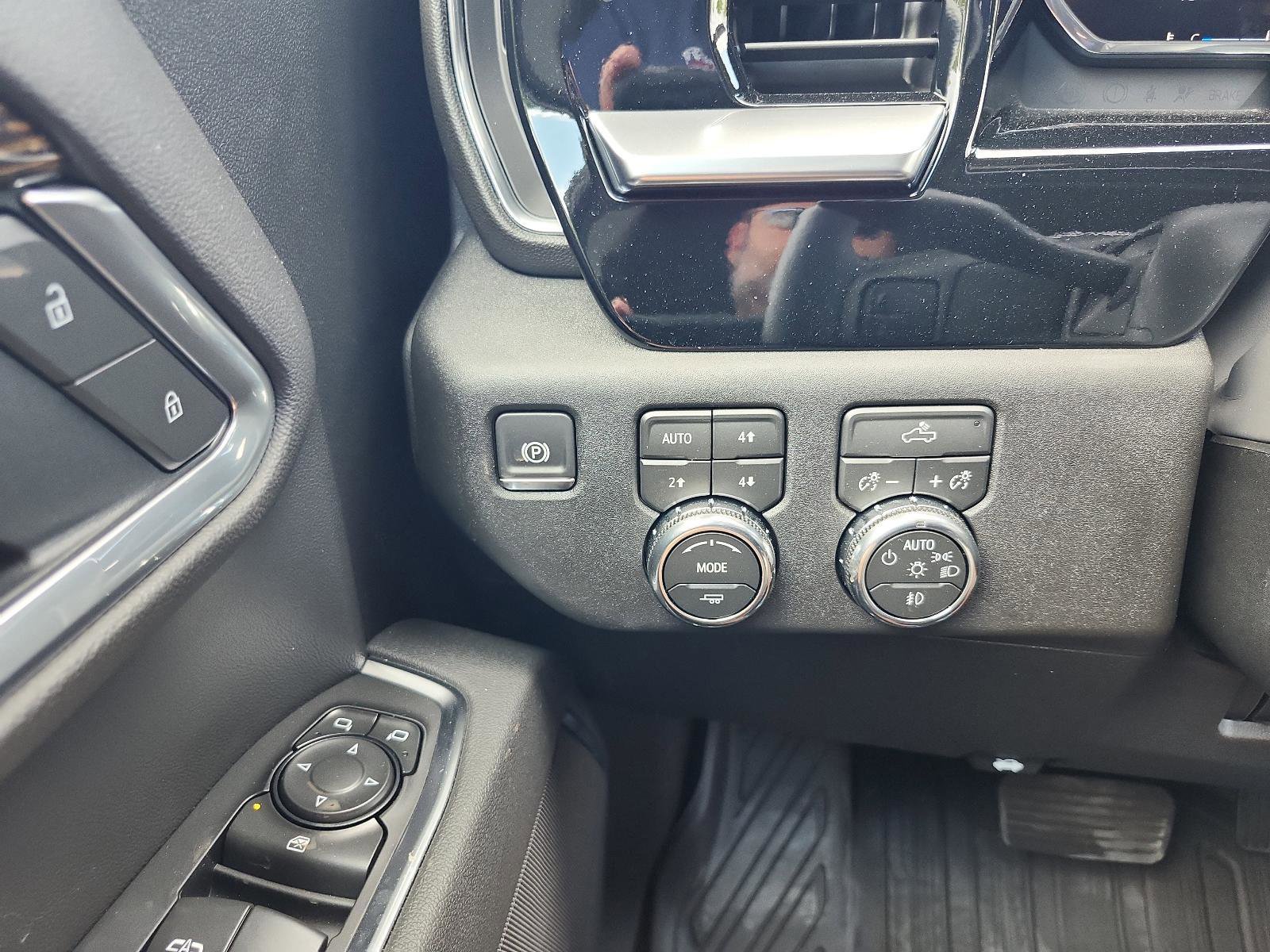 New 2026 GMC Sierra 1500 Elevation image 18