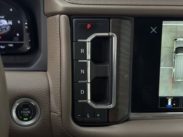 Used 2023 GMC Yukon Denali w/ Max Trailering Package AWD/4WD image 18
