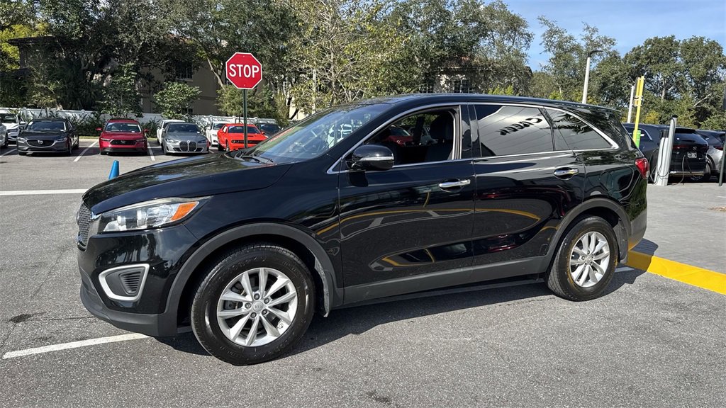 Used 2018 Kia Sorento L image 11