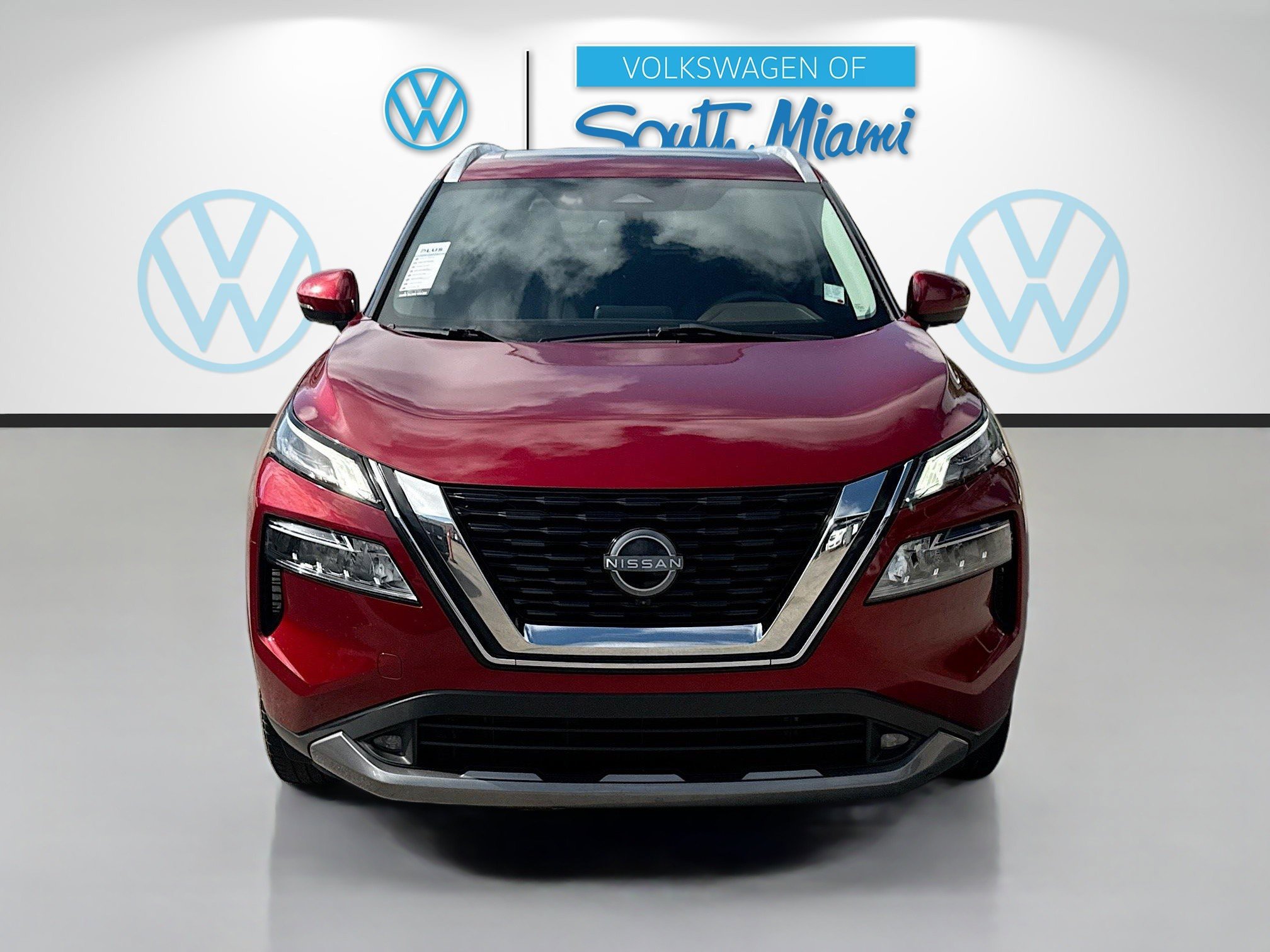 Used 2022 Nissan Rogue SL image 2