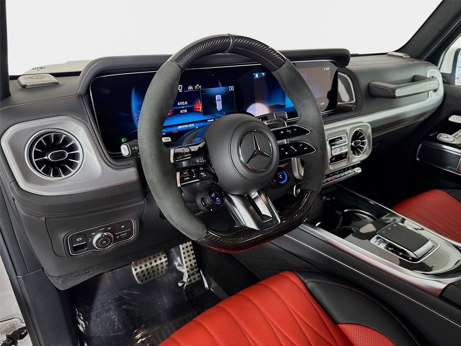 Used 2025 Mercedes-Benz G 63 AMG 4MATIC image 9