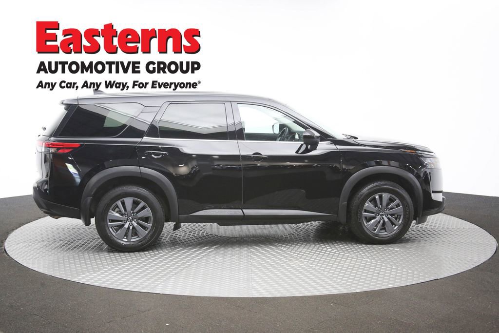 Used 2024 Nissan Pathfinder S AWD/4WD image 45