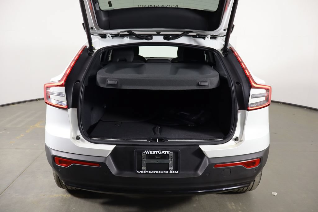 Used 2023 Volvo C40 P8 Recharge Plus AWD/4WD image 16