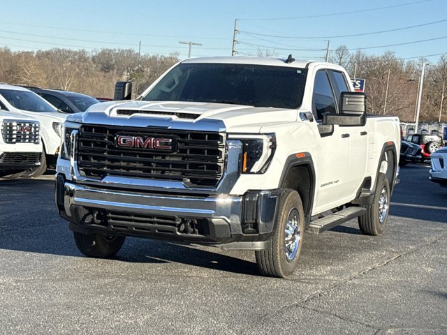 Used 2025 GMC Sierra 2500 Pro image 10