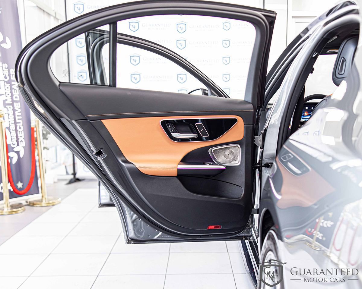 Used 2023 Mercedes-Benz C 43 AMG 4MATIC Sedan image 34