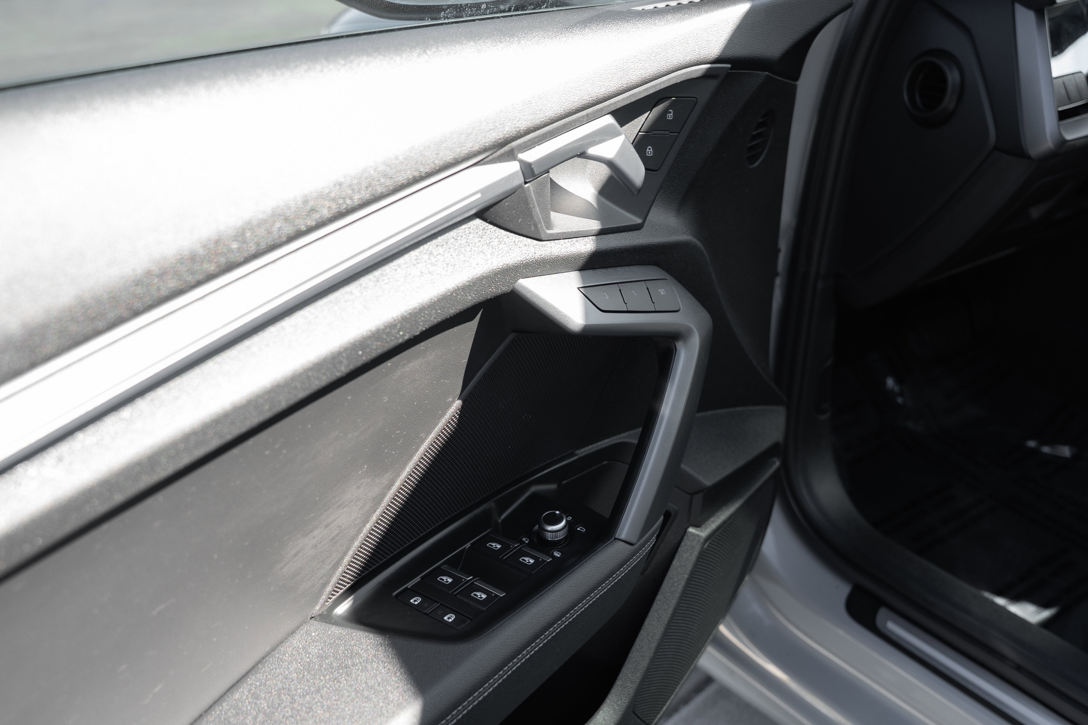 Certified 2025 Audi A3 2.0T Premium w/ Black Optic Package image 19