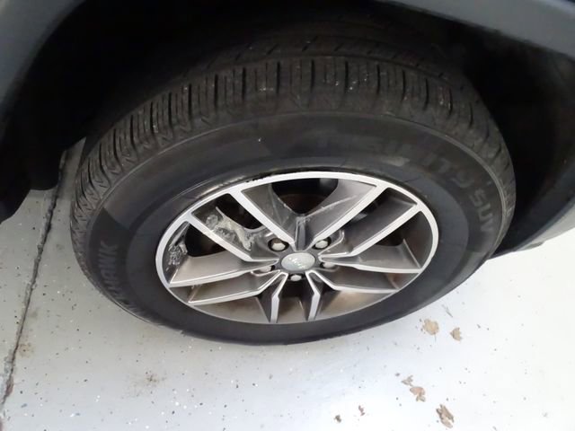 Used 2017 Jeep Grand Cherokee Limited w/ Luxury Group II image 30