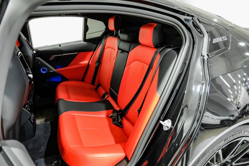 Used 2025 BMW M5 w/ Carbon Package image 41