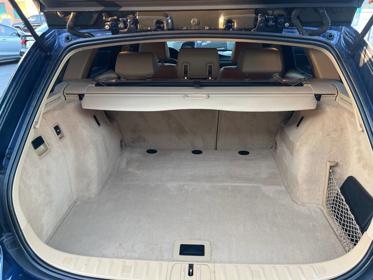 Used 2012 BMW 328i Wagon image 14