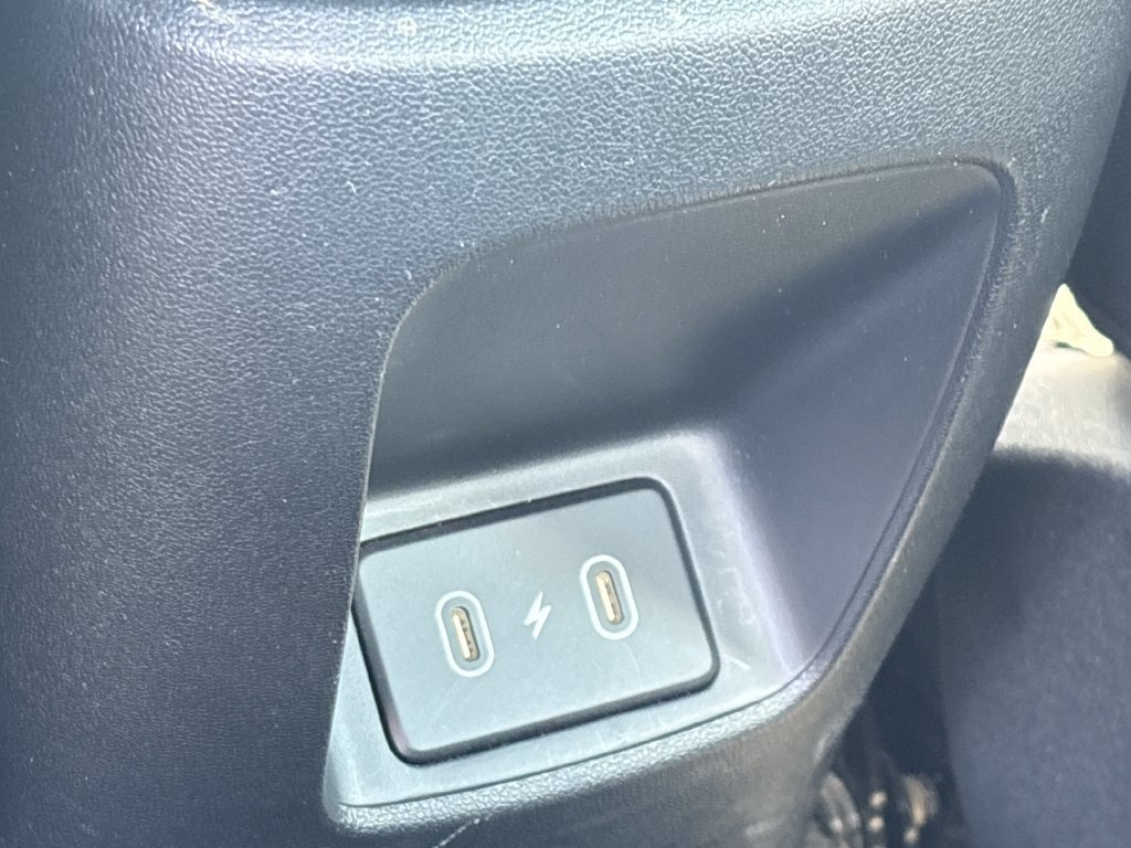 Used 2025 Hyundai Elantra Sport FWD image 31