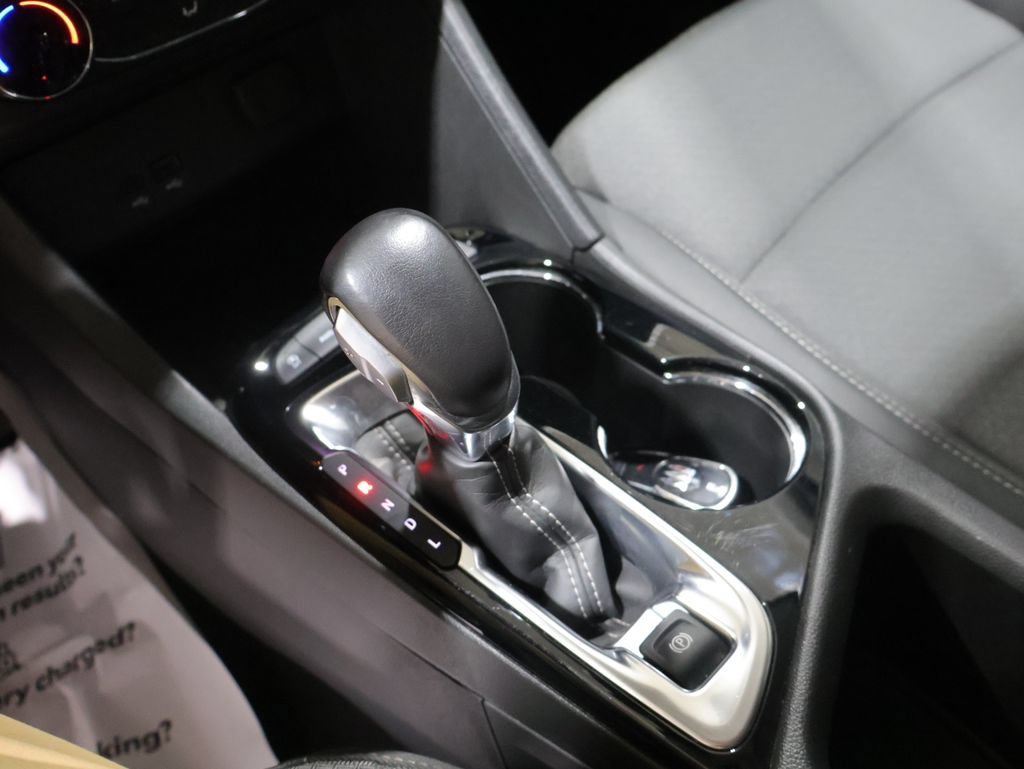 Used 2024 Buick Encore GX Preferred AWD/4WD image 29