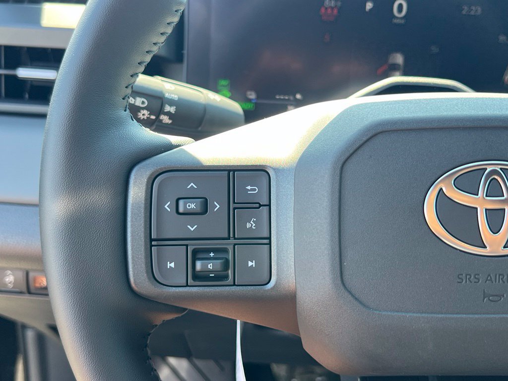 Used 2026 Toyota RAV4 XSE w/ Weather Package AWD/4WD image 20