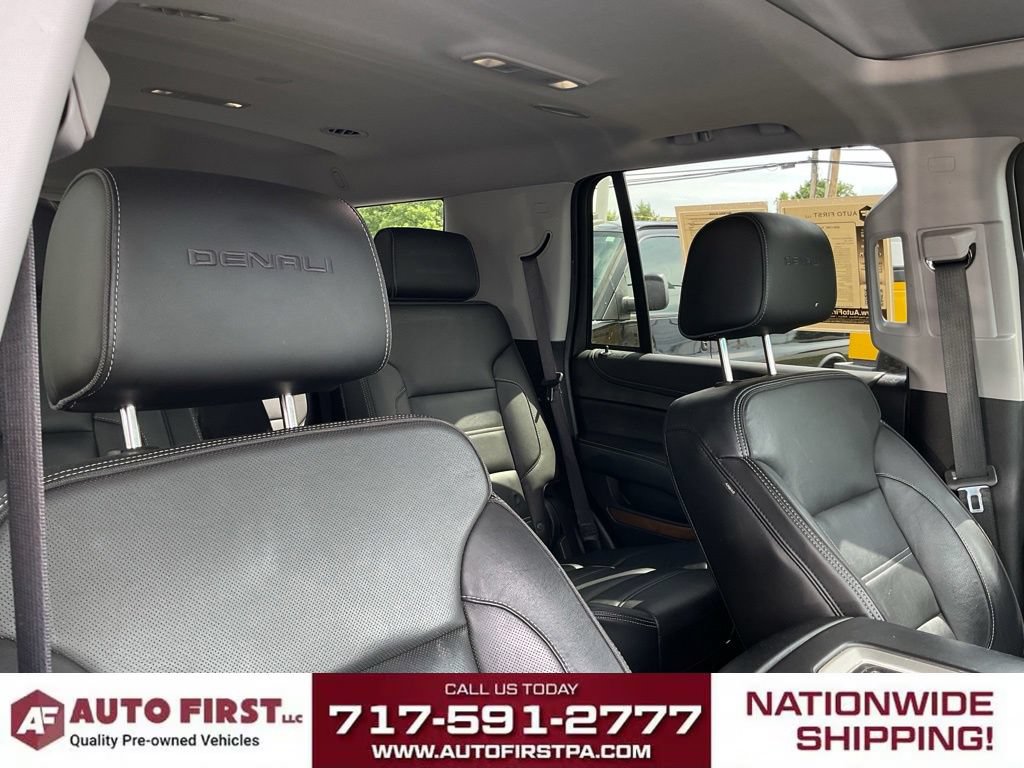 Used 2020 GMC Yukon Denali w/ Denali Premium Package AWD/4WD image 16