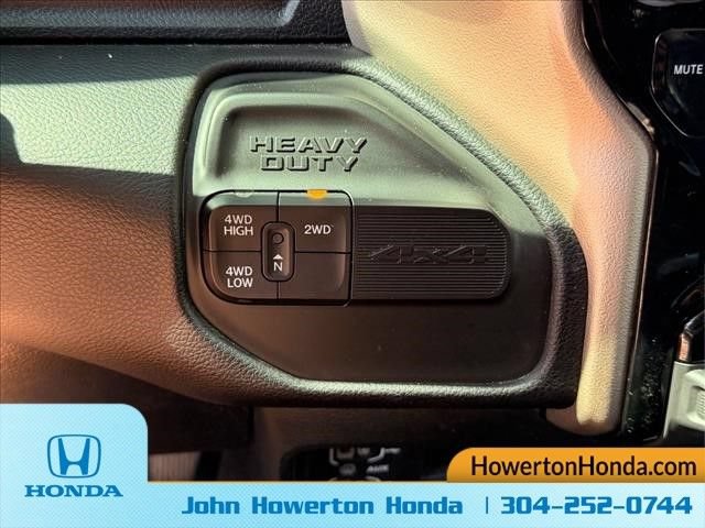 Used 2024 RAM 2500 Laramie w/ Safety Group AWD/4WD image 24