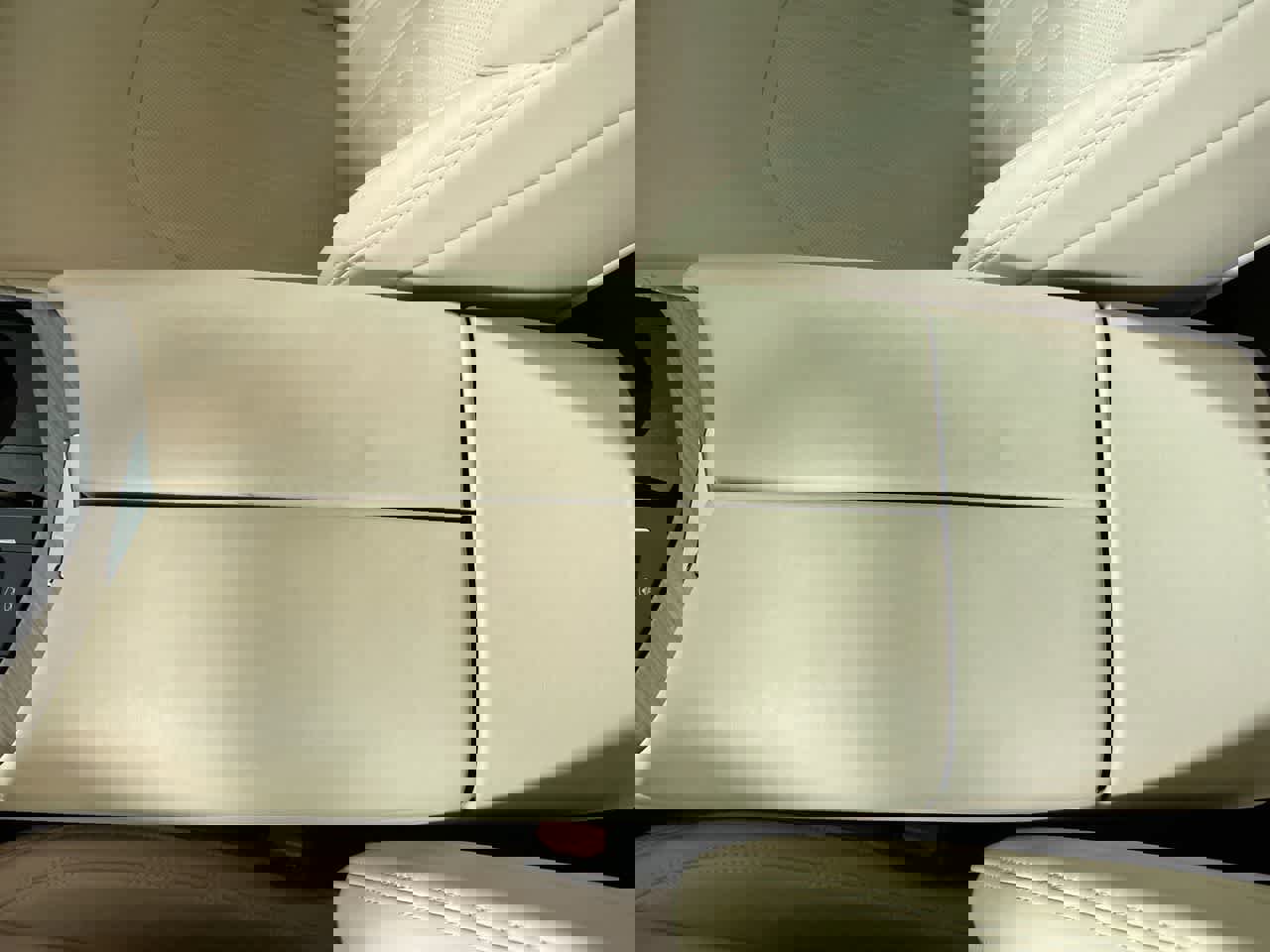 Used 2020 Maserati Levante GranLusso image 29