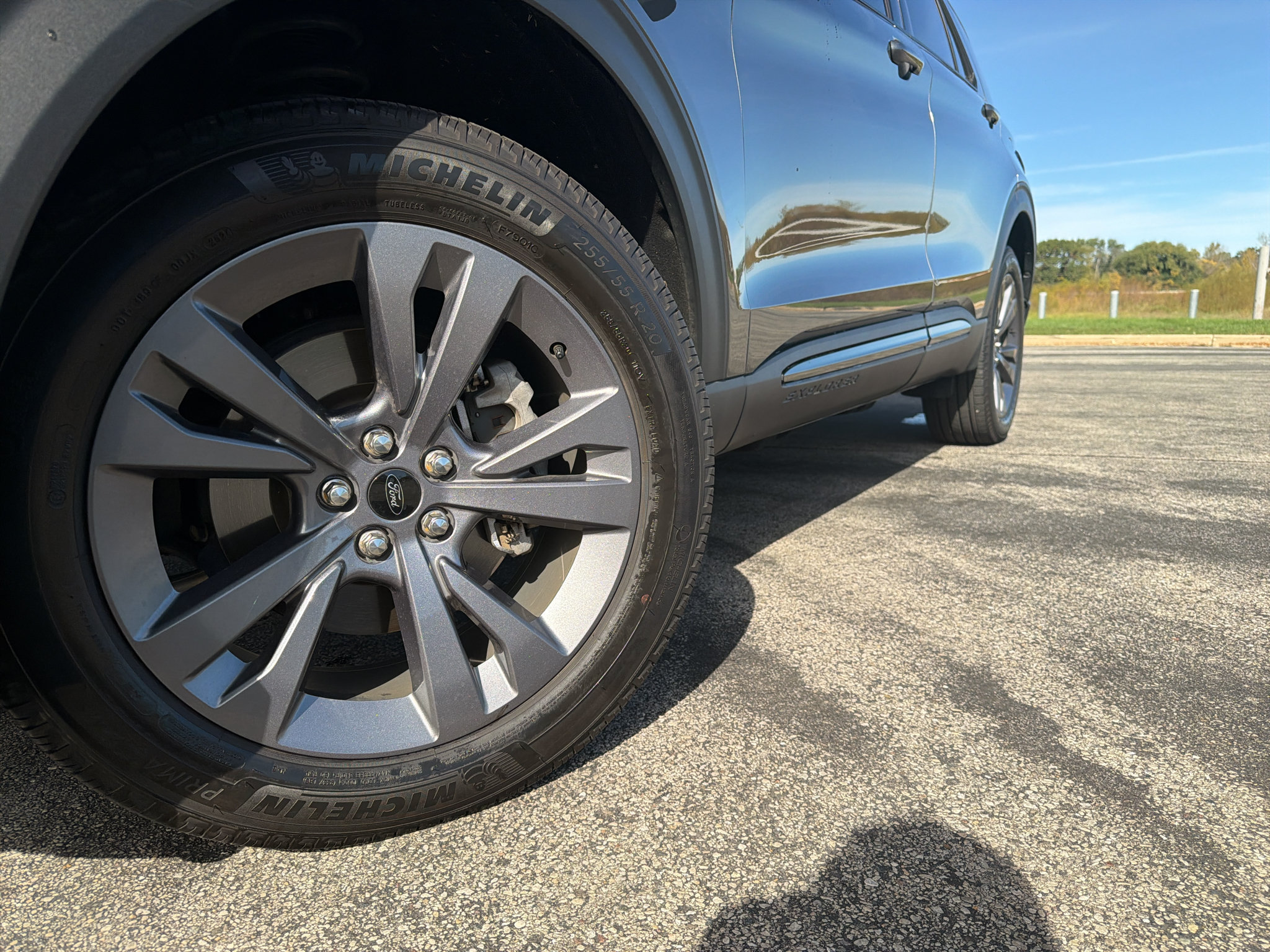 Used 2025 Ford Explorer Active w/ Active Comfort Package AWD/4WD image 8
