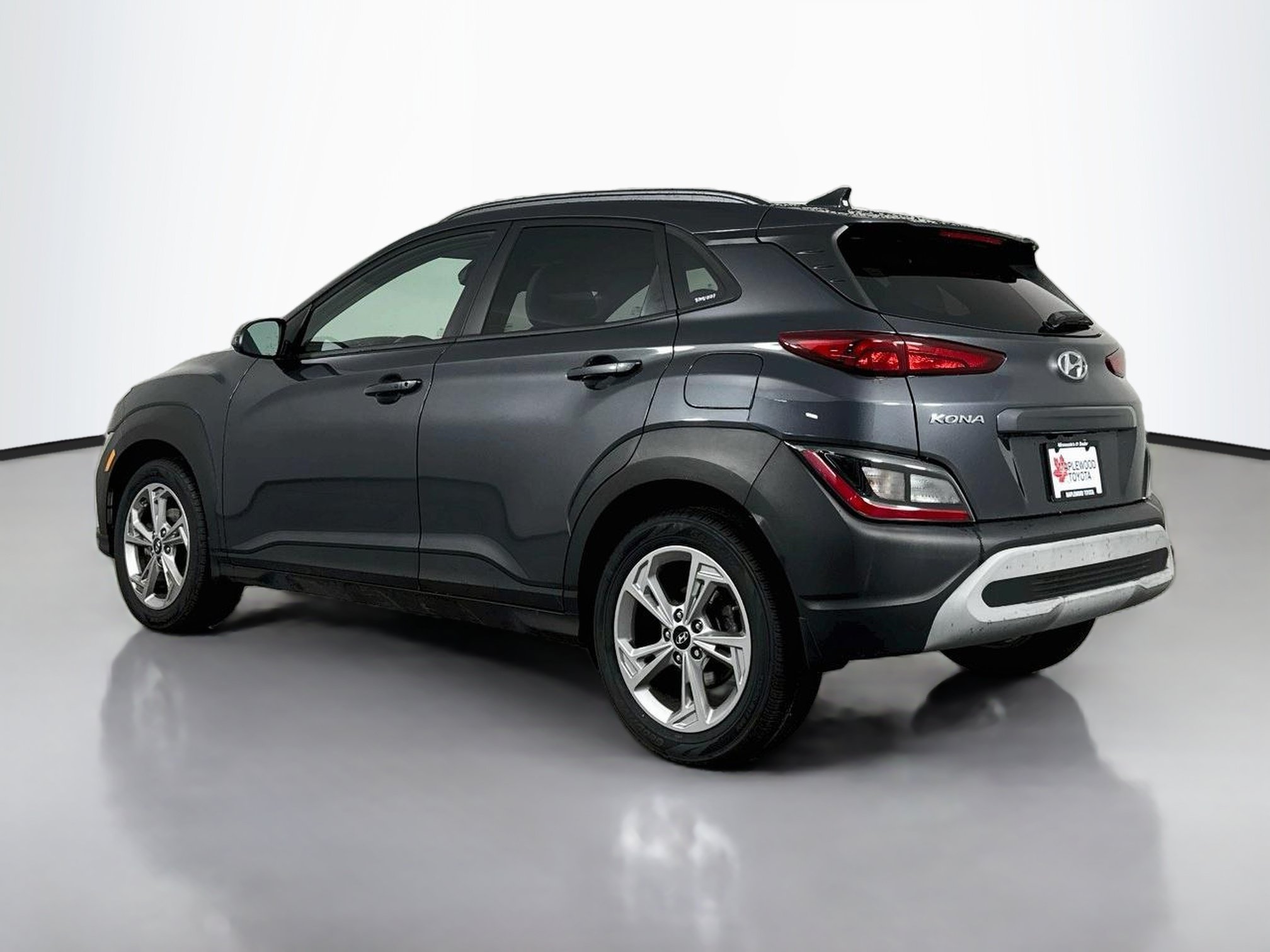 Used 2022 Hyundai Kona SEL FWD image 5