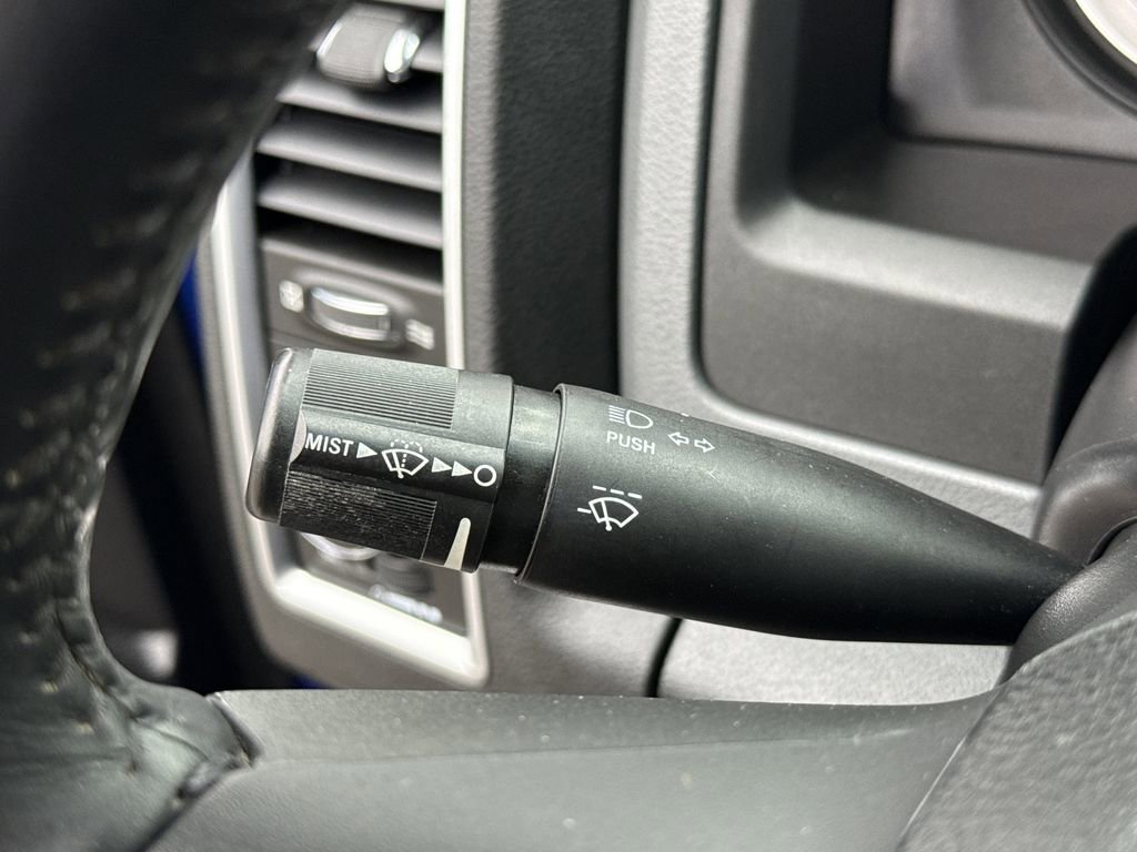 Used 2015 RAM 1500 Big Horn RWD image 27
