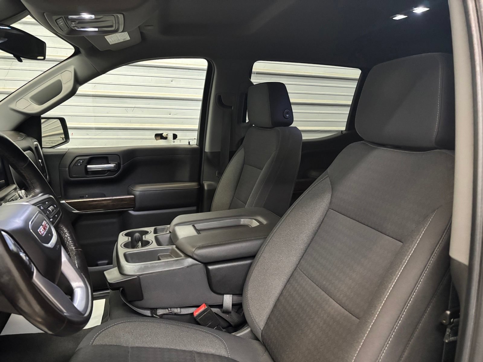 Used 2021 GMC Sierra 1500 Elevation w/ X31 Off-Road Package AWD/4WD image 11