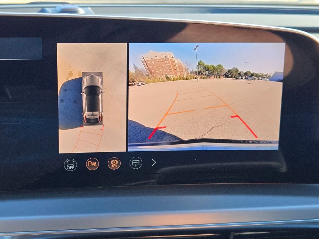 New 2026 Cadillac Lyriq Premium Sport image 30