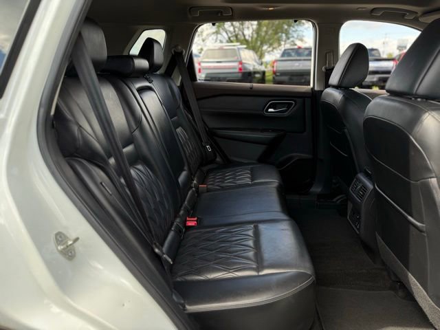 Used 2023 Nissan Rogue Platinum w/ Platinum Premium Package image 21