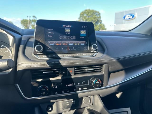 Used 2026 Nissan Rogue SV FWD image 35