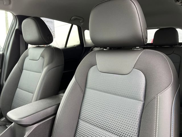 New 2026 Chevrolet Trax LT image 9