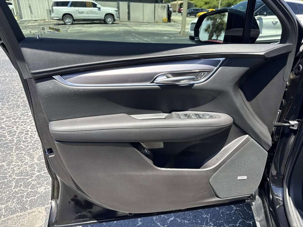 Used 2024 Cadillac XT5 Luxury FWD image 19