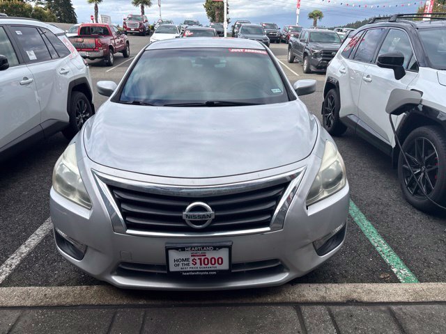 Used 2013 Nissan Altima 2.5 S FWD image 2