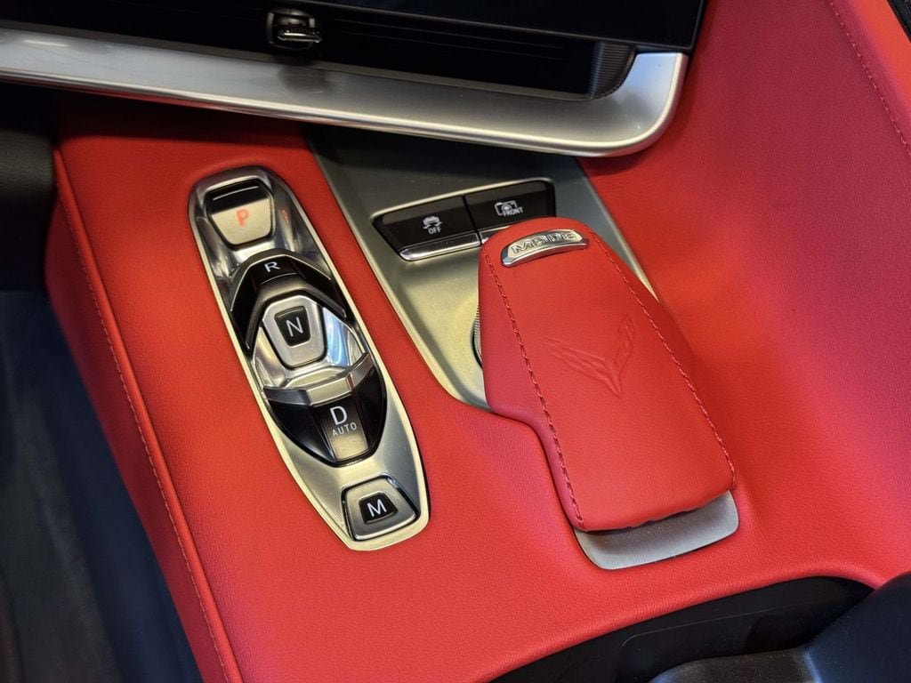 Used 2024 Chevrolet Corvette Z06 RWD image 6