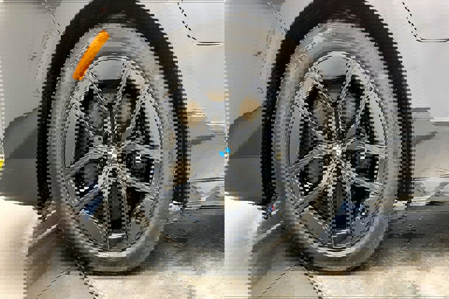 Certified 2024 BMW 750e xDrive w/ Executive Package image 8