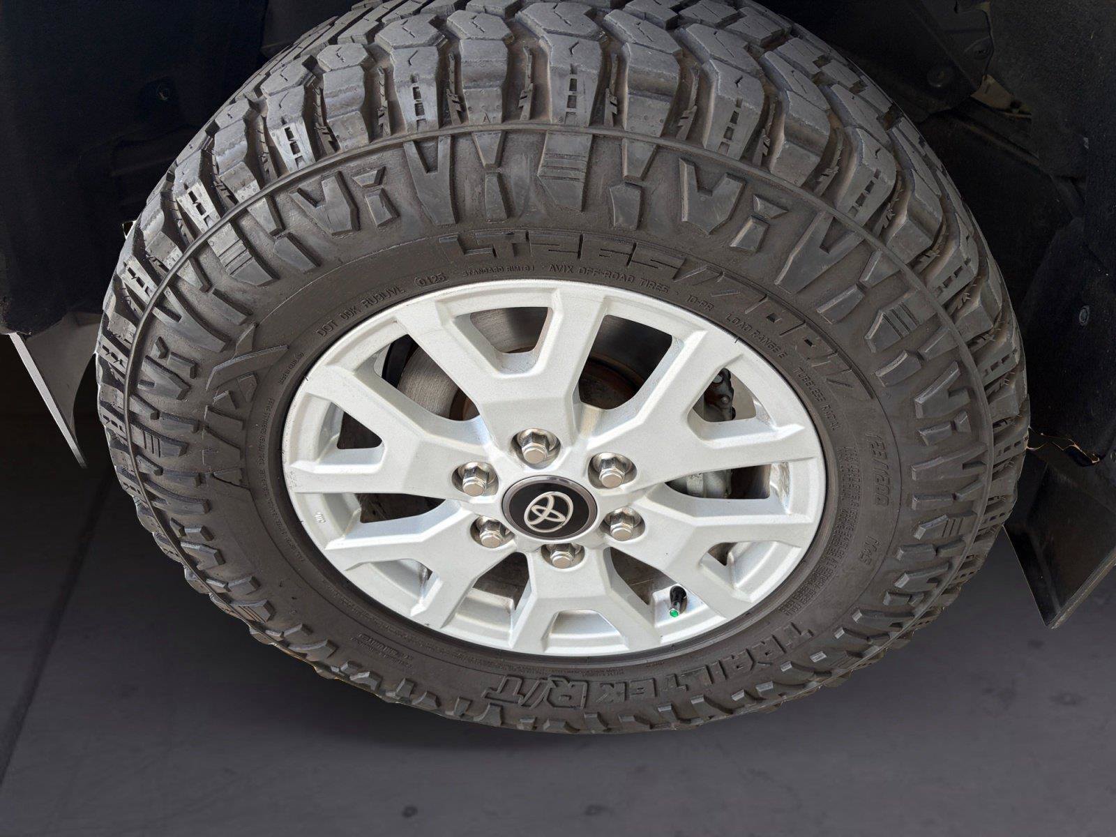 Used 2024 Toyota Tacoma SR5 RWD image 14