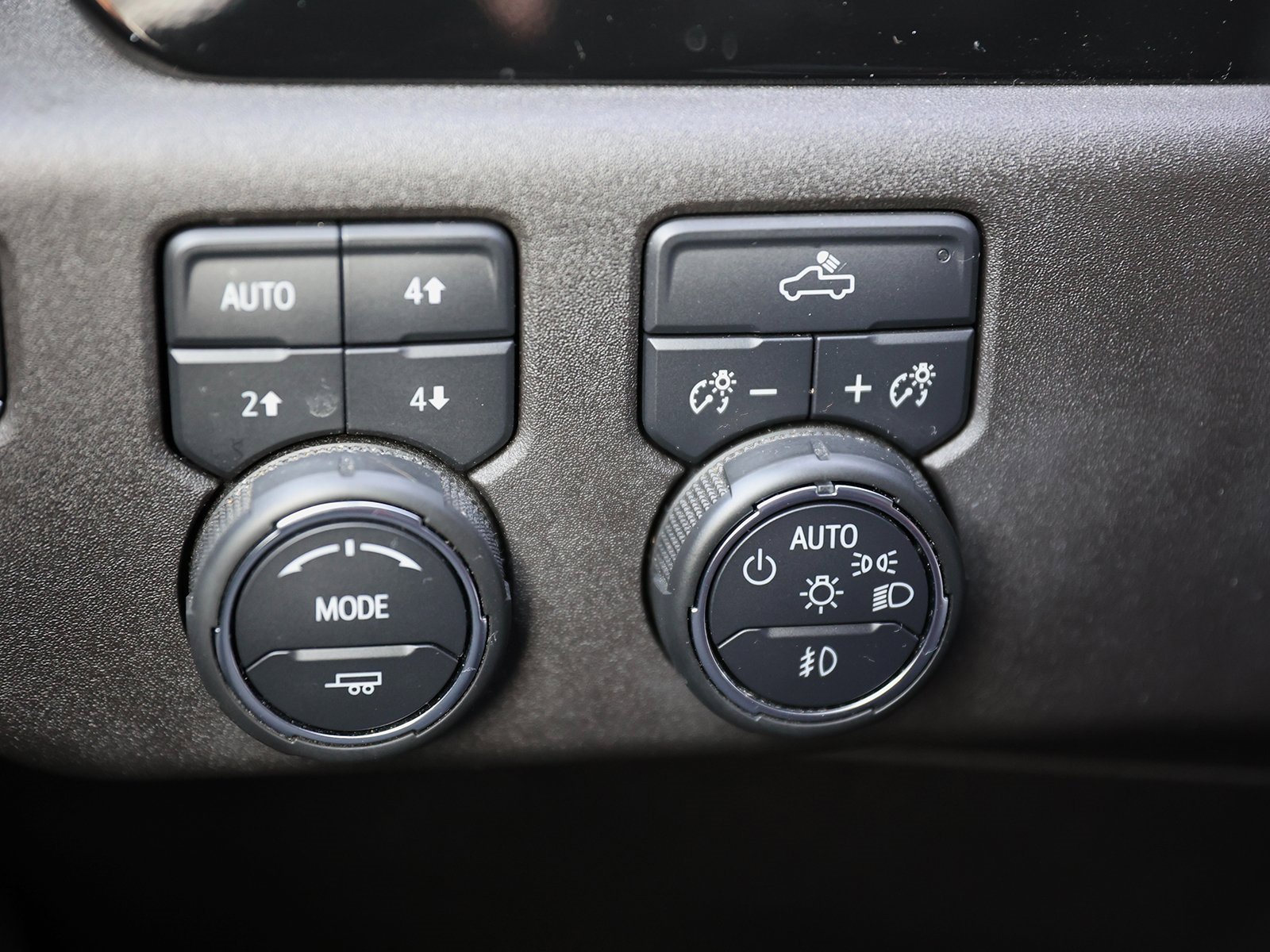 Used 2023 Chevrolet Silverado 1500 RST image 38