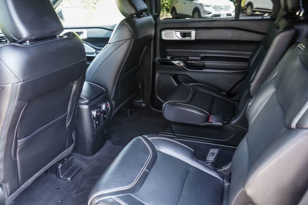 Used 2022 Ford Explorer ST w/ Equipment Group 401A AWD/4WD image 16