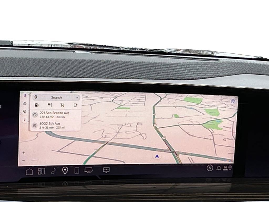 Used 2025 Cadillac Escalade Premium Luxury image 15