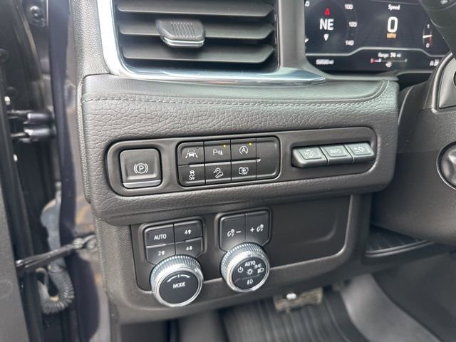 Used 2023 GMC Yukon Denali w/ LPO, Floor Liner Package image 28