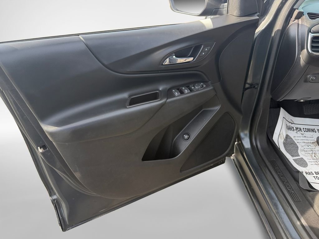 Used 2018 Chevrolet Equinox LT image 14
