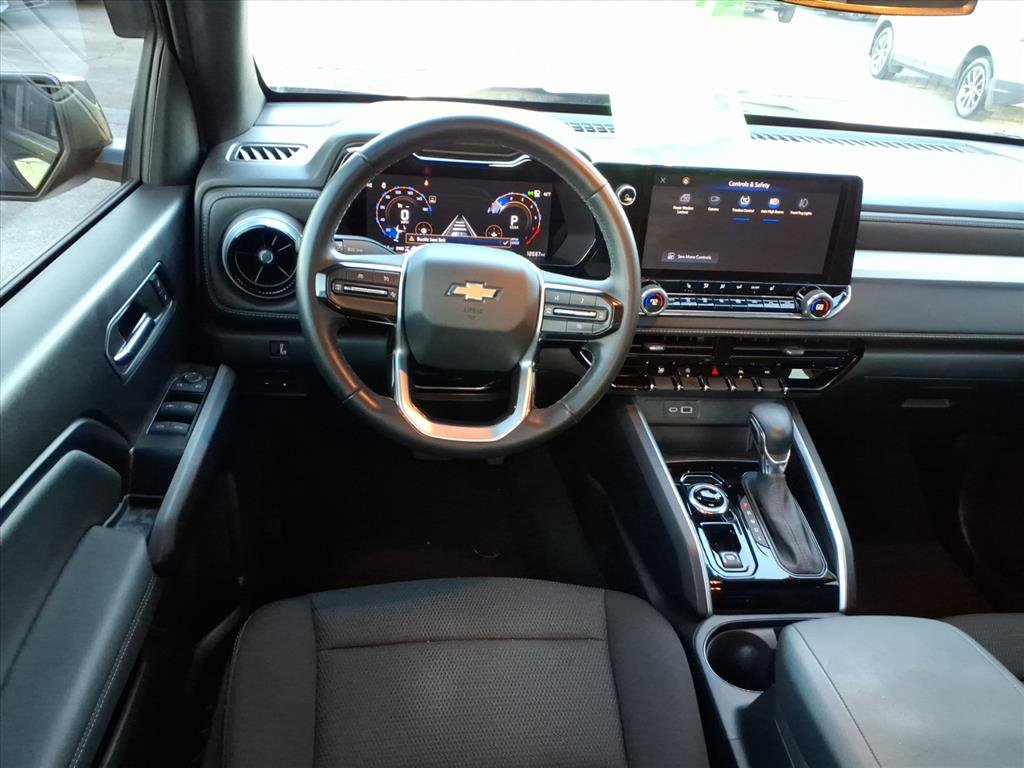 Used 2024 Chevrolet Colorado LT w/ LT Convenience Package II image 6