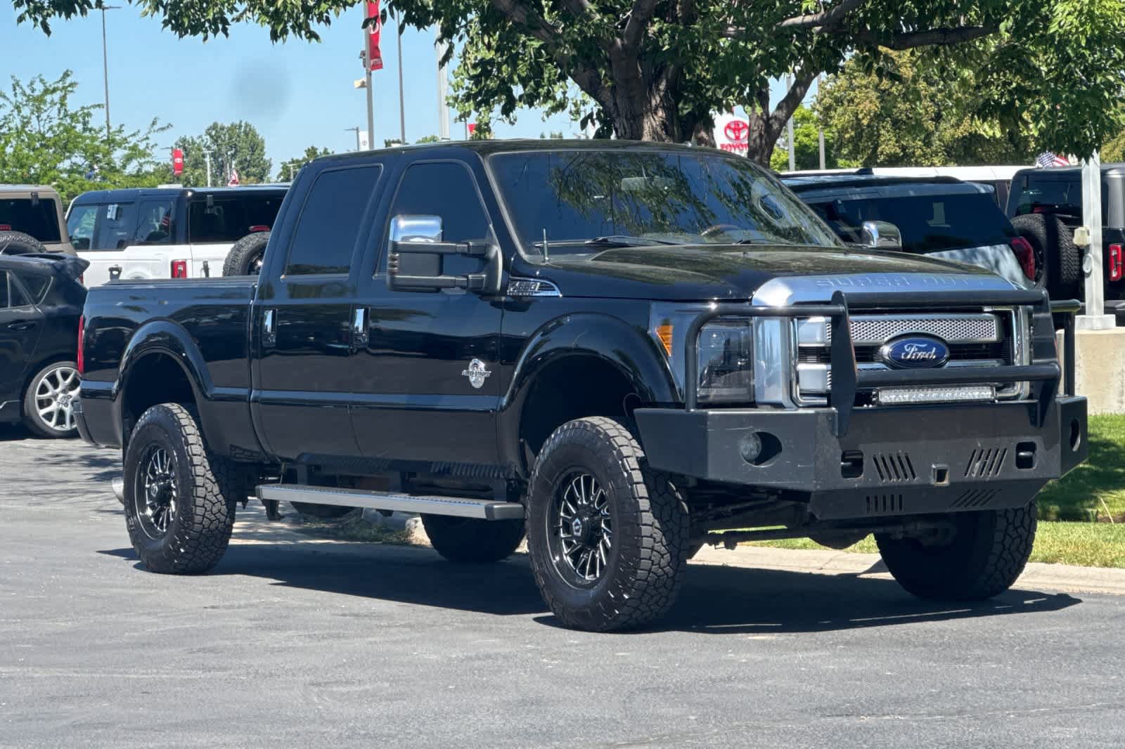 Used 2016 Ford F350 Platinum w/ FX4 Off-Road Package AWD/4WD image 9