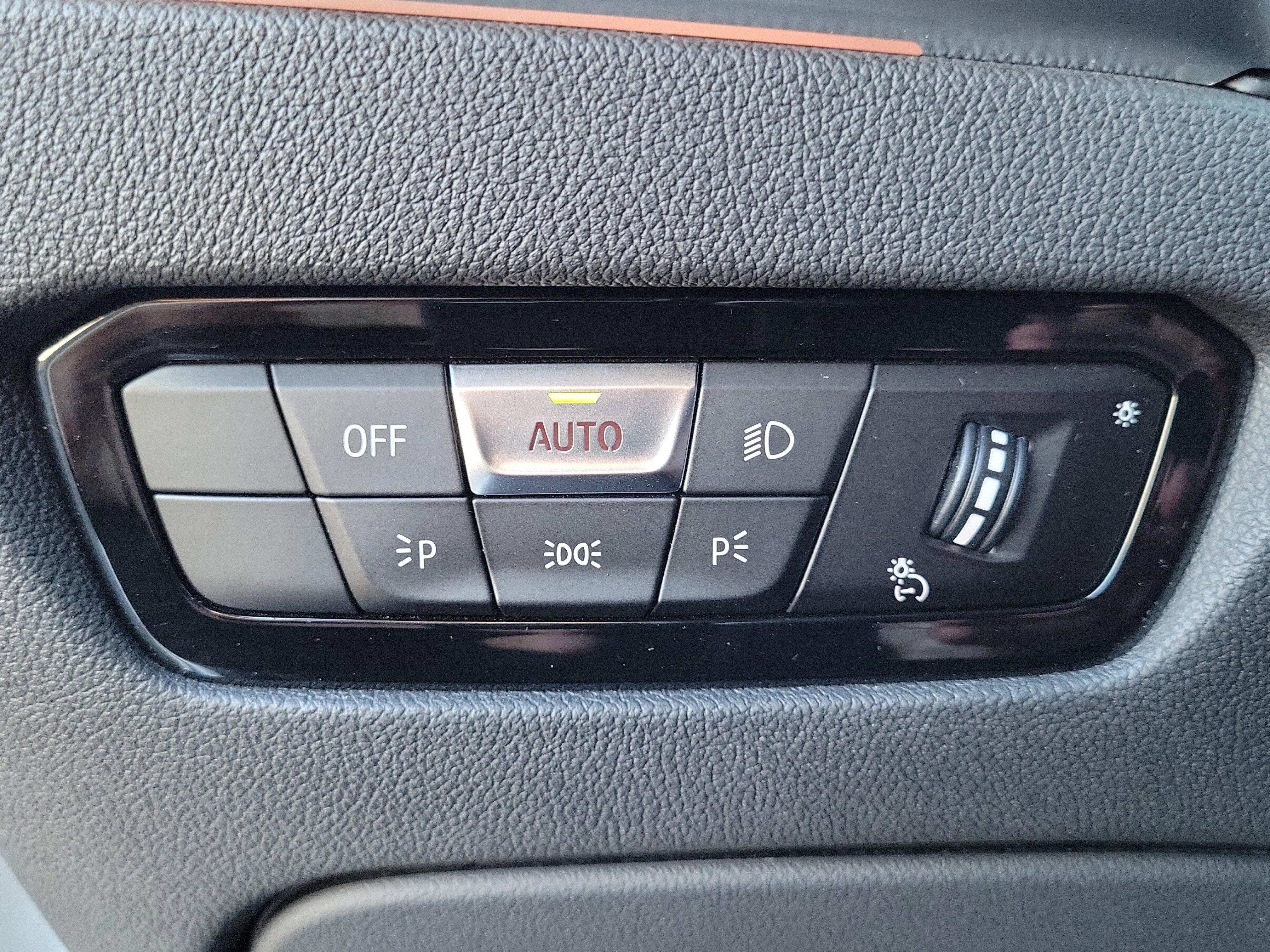 Used 2021 BMW M4 Competition w/ Executive Package image 18